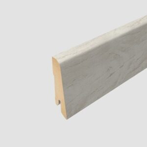 Напольный плинтус Egger PRO L204 2400 мм